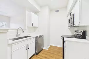 2320 Gracy Farms Ln, Austin, TX 78758 - Photo 8