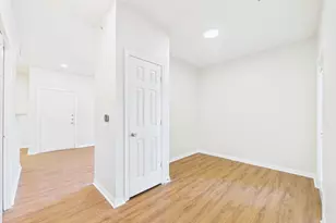 2320 Gracy Farms Ln, Austin, TX 78758 - Photo 18