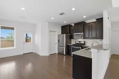 2004 Garretts Way, Manchaca, TX 78652 - Photo 12
