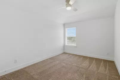 2004 Garretts Way, Manchaca, TX 78652 - Photo 18