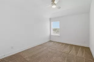 2004 Garretts Way, Manchaca, TX 78652 - Photo 18