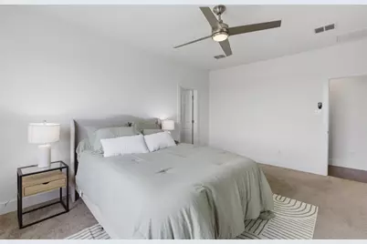 2004 Garretts Way, Manchaca, TX 78652 - Photo 18