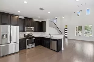 2004 Garretts Way, Manchaca, TX 78652 - Photo 14