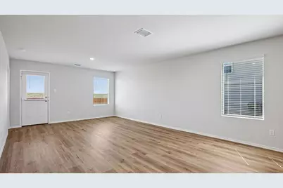 [Address not provided], Jarrell, TX 76537 - Photo 6