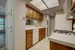 11301 Jollyville Rd, Austin, TX 78759 - Photo 12