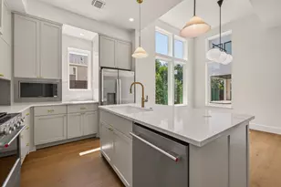 1410 Perez St, Austin, TX 78721 - Photo 6