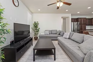 6814 E Riverside Dr, Austin, TX 78741 - Photo 4