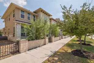 6814 E Riverside Dr, Austin, TX 78741 - Photo 2