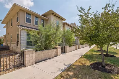 6814 E Riverside Drive #31, Austin, TX 78741 - Photo 2