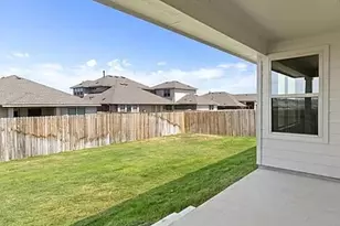 112 Falkland St, Hutto, TX 78634 - Photo 26
