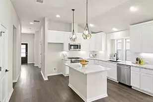 112 Falkland St, Hutto, TX 78634 - Photo 14
