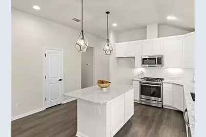 112 Falkland Street, Hutto, TX 78634 - Photo 12