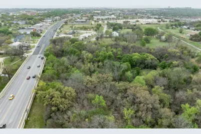 610 W Nash Street, Round Rock, TX 78664 - Photo 4
