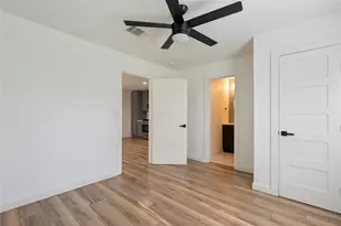 807 Cedar Glen, Austin, TX 78745 - Photo 18