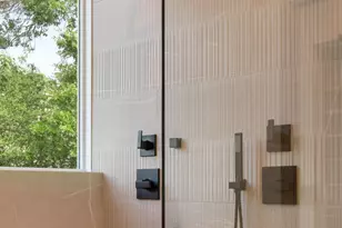 7120 Clifton Ln, Austin, TX 78746 - Photo 24