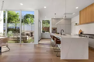 7120 Clifton Ln, Austin, TX 78746 - Photo 4