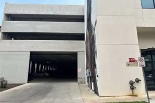1800 E 4th St, Austin, TX 78702 - Photo 22