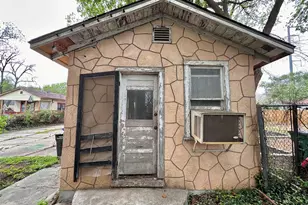 727 N Pine St, San Antonio, TX 78202 - Photo 32
