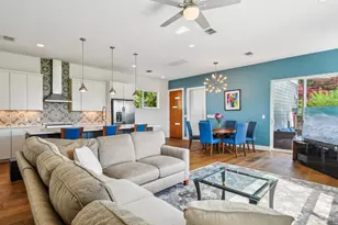 2211 New York Ave, Austin, TX 78702 - Photo 1