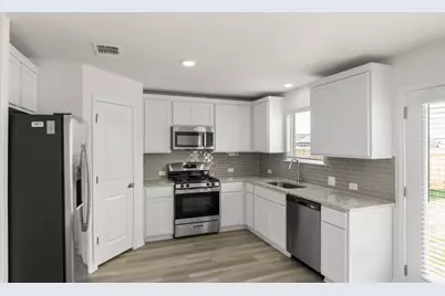 2752 Brand Iron Drive, San Marcos, TX 78666 - Photo 12