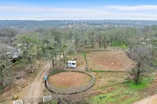 175 Fawn Ridge Rd, Cedar Creek, TX 78612 - Photo 10