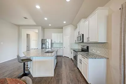 136 Finley Street, Hutto, TX 78634 - Photo 8