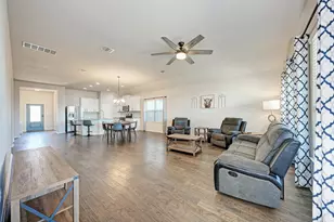 136 Finley St, Hutto, TX 78634 - Photo 18