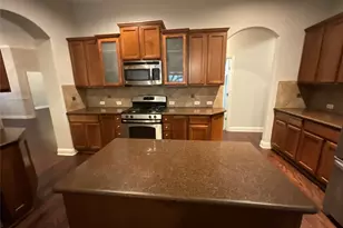 3928 Crest Ln, Round Rock, TX 78681 - Photo 8