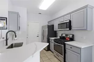 7510 Lazy Creek Dr, Austin, TX 78724 - Photo 14