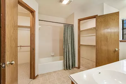 525 Pigeon Forge Road, Pflugerville, TX 78660 - Photo 14