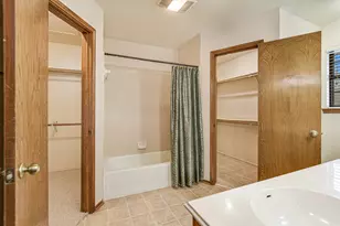 525 Pigeon Forge Rd, Pflugerville, TX 78660 - Photo 14