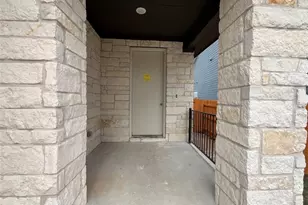 121 Clover Bend, Liberty Hill, TX 78642 - Photo 4