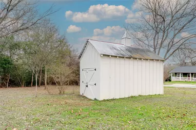 306 5th Avenue, Smithville, TX 78957 - Photo 28