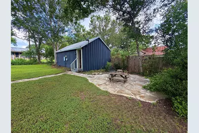 306 5th Avenue, Smithville, TX 78957 - Photo 40