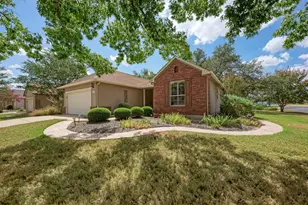 101 Dewberry Dr, Georgetown, TX 78633 - Photo 2