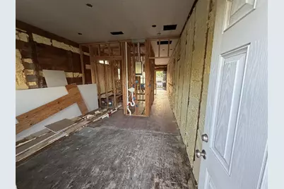 1911 40th Street, Galveston, TX 77550 - Photo 30