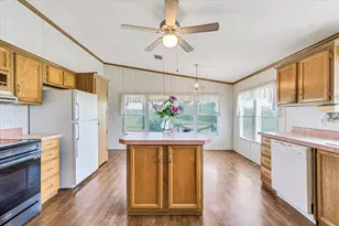 14858 Fm 1322, Luling, TX 78648 - Photo 12