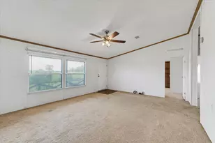 14858 Fm 1322, Luling, TX 78648 - Photo 10