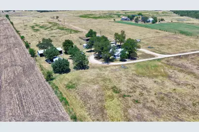 201 926 Prairie, Thrall, TX 76578 - Photo 12