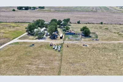 201 926 Prairie, Thrall, TX 76578 - Photo 14