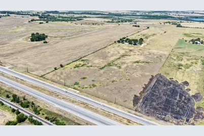 201 926 Prairie, Thrall, TX 76578 - Photo 4