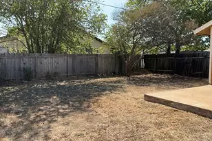 801 Country Aire Dr, Round Rock, TX 78664 - Photo 10