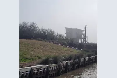 1643 Canal Street, Bay City, TX 77414 - Photo 6