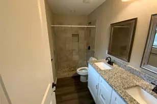 618 Oak Ln, Cottonwood Shores, TX 78657 - Photo 8