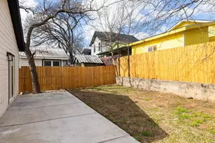 2308 Santa Maria St, Austin, TX 78702 - Photo 22