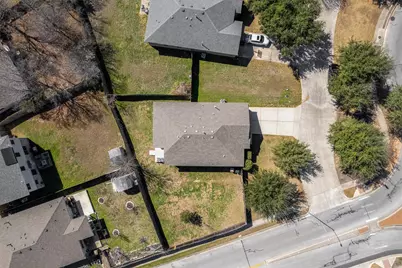 1113 Tudor House Road, Pflugerville, TX 78660 - Photo 32