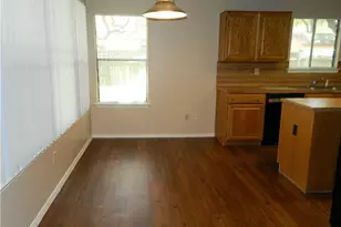 13108 Lubbock Ln, Austin, TX 78729 - Photo 8