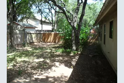 13108 Lubbock Lane, Austin, TX 78729 - Photo 20