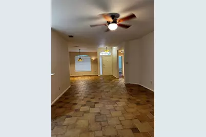 8007 Bounty Trail, Austin, TX 78749 - Photo 14