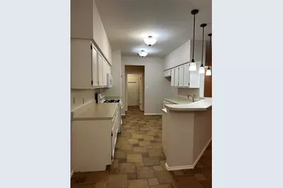 8007 Bounty Trail, Austin, TX 78749 - Photo 12